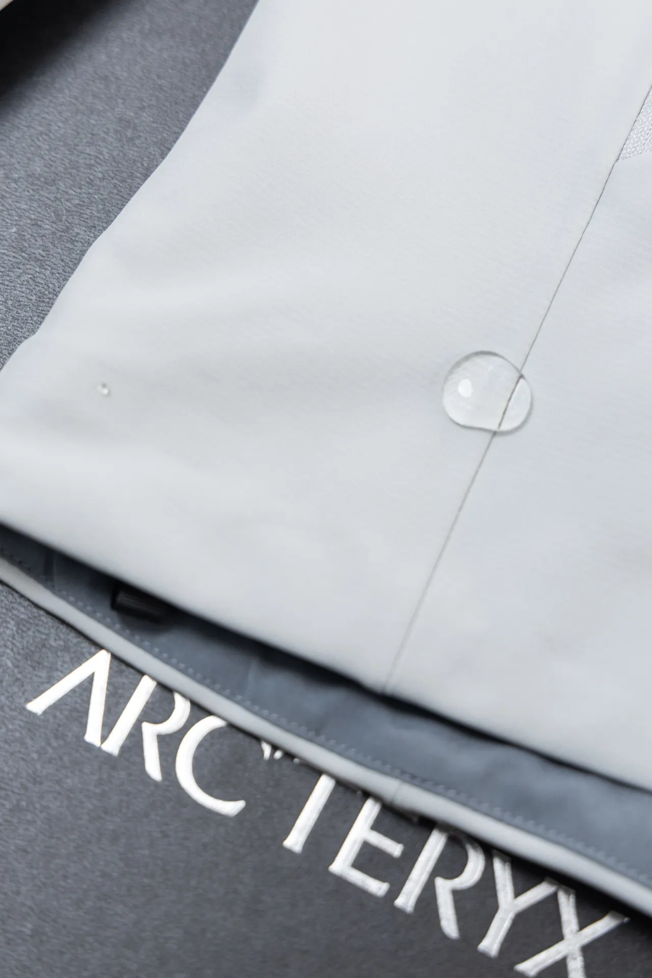 GAMMA MX ！ ！！ ARCTERYX GAMMA MX 100％ Series（essentials） gamma mx Gamma ，MX ， ， Gamma MX Top Seller， ， Series， ， ; ， ， ， ， ; ，New Arrival ， DWR ， ， ，Breathable Wind Stopper ， ， Series Gamma LT) COLOR: Black